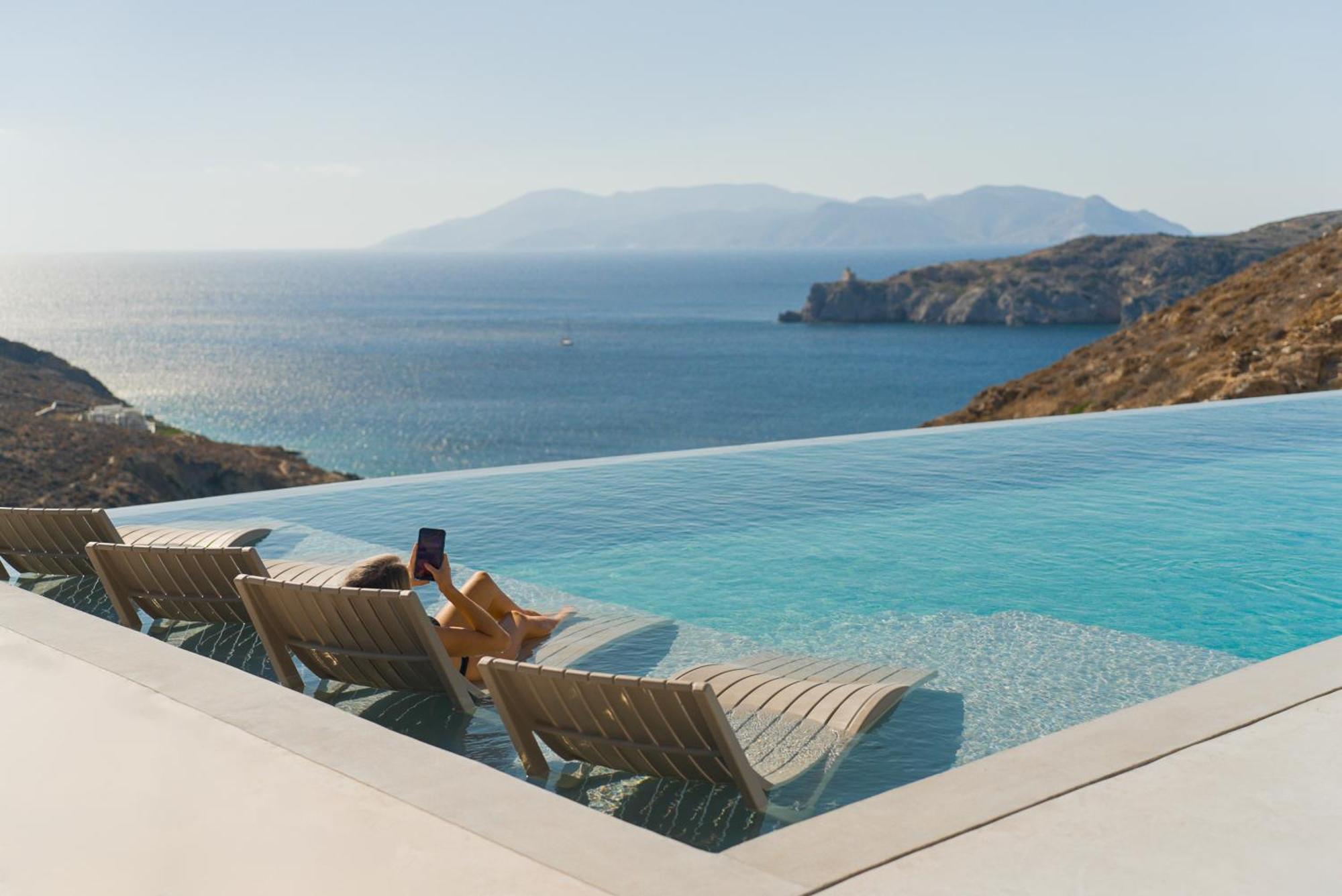 On The Rocks Villas Ios 外观 照片