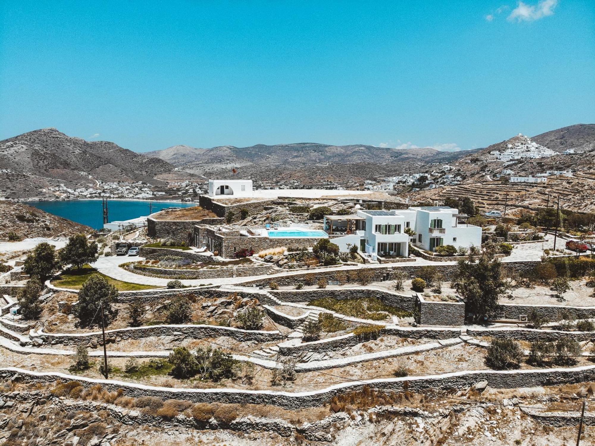 On The Rocks Villas Ios 外观 照片
